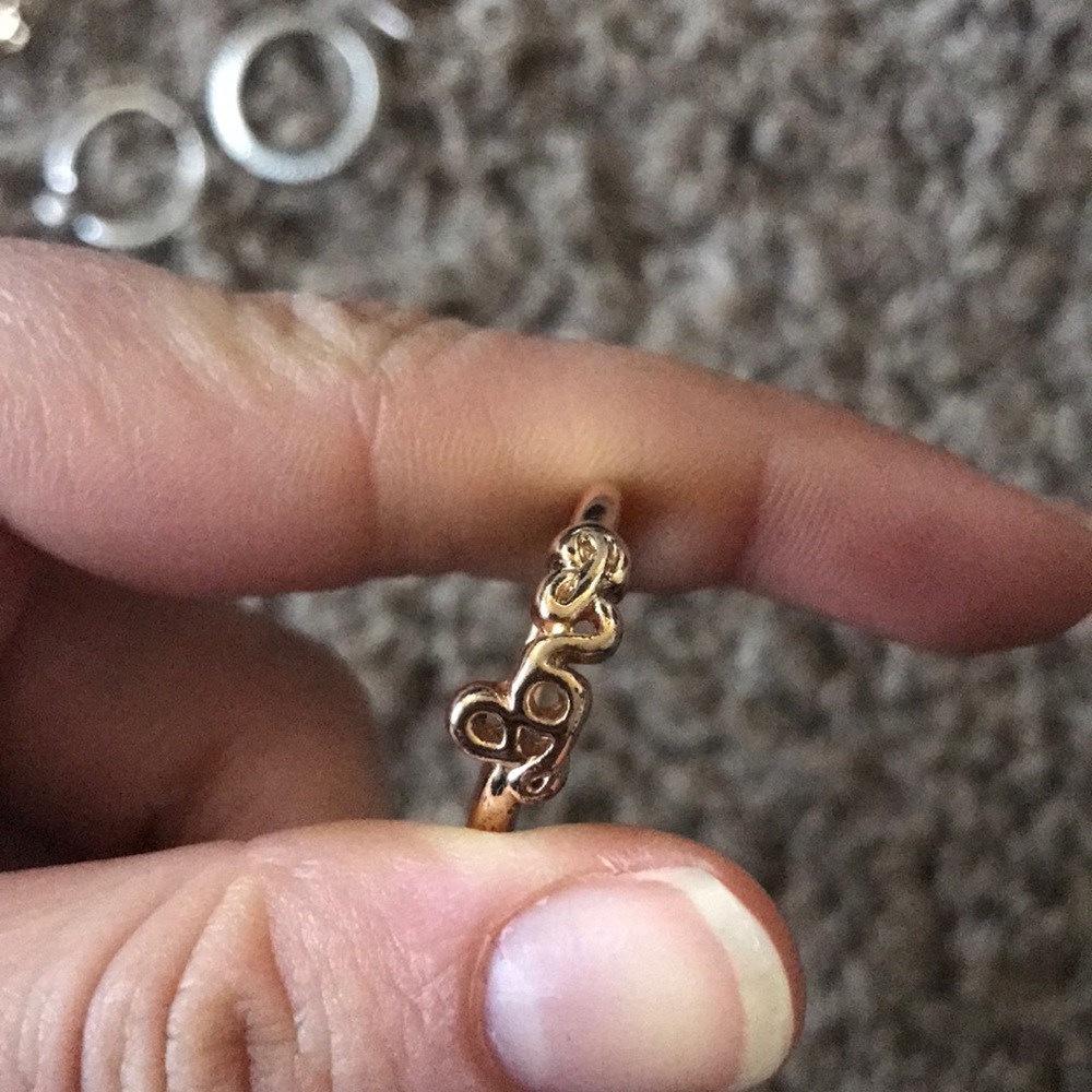 Golden RINGS - Picture 5 of 7